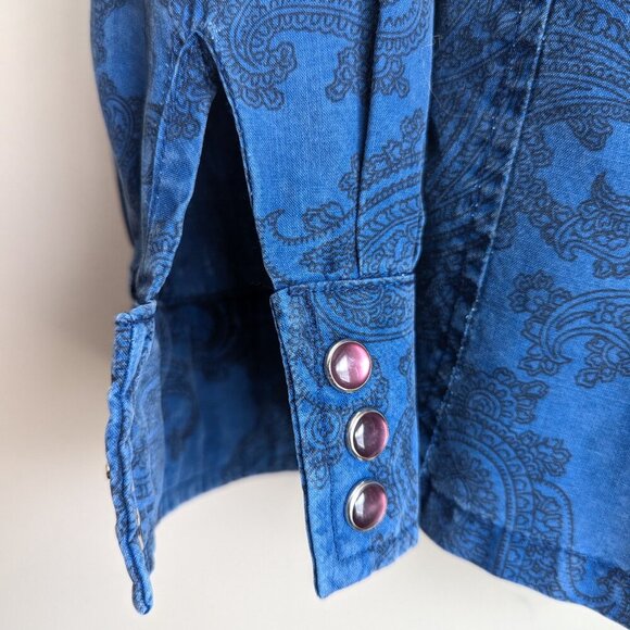 Double D Ranch Paisley Print western button up blouse - Picture 7 of 9